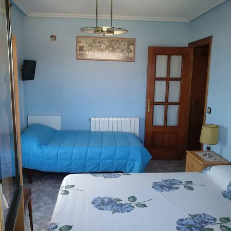El Carrascal Country house Valdefuentes de Sangusin